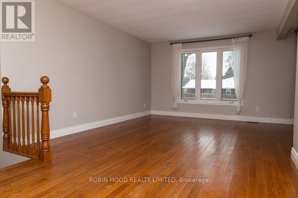 470 Thede Drive, Saugeen Shores, Ontario  N0H 2C4 - Photo 10 - X12724746