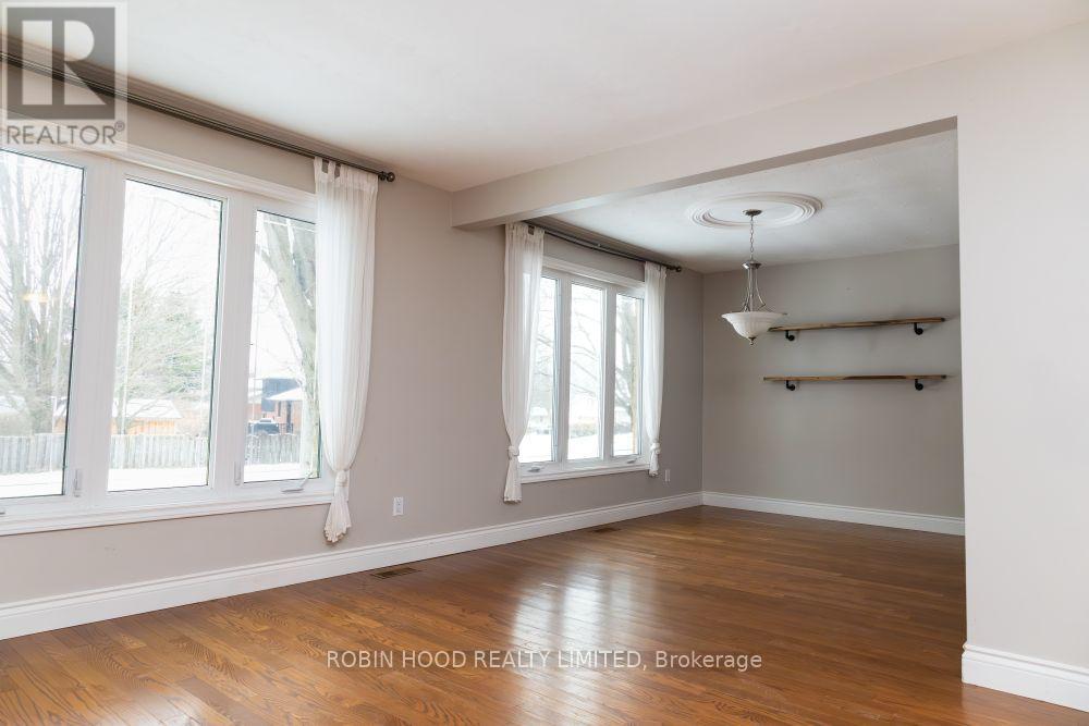 470 Thede Drive, Saugeen Shores, Ontario  N0H 2C4 - Photo 11 - X12724746