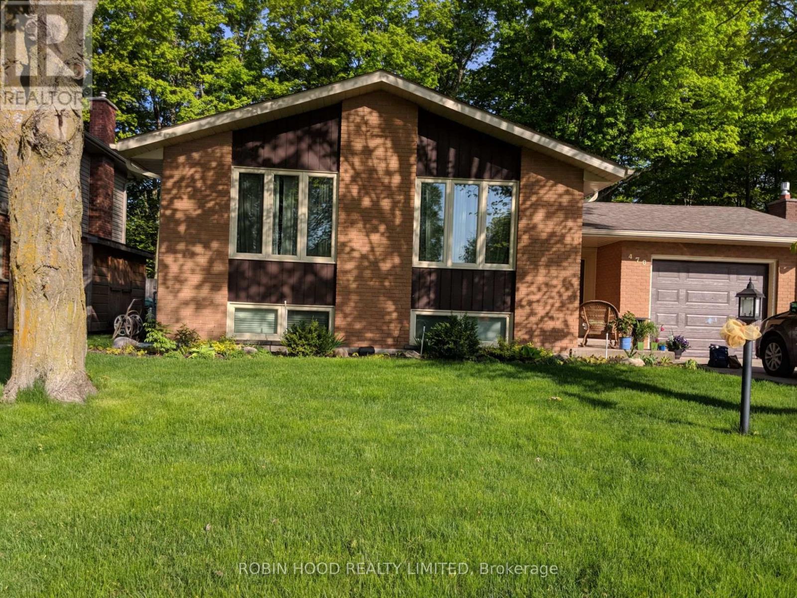 470 Thede Drive, Saugeen Shores, Ontario  N0H 2C4 - Photo 2 - X12724746