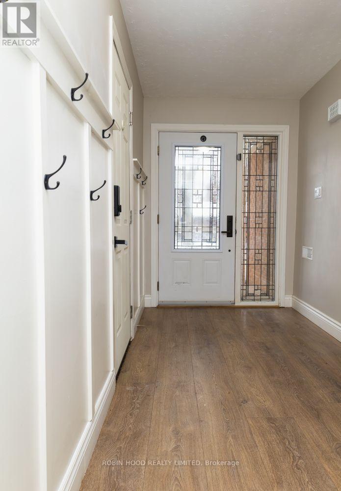 470 Thede Drive, Saugeen Shores, Ontario  N0H 2C4 - Photo 4 - X12724746