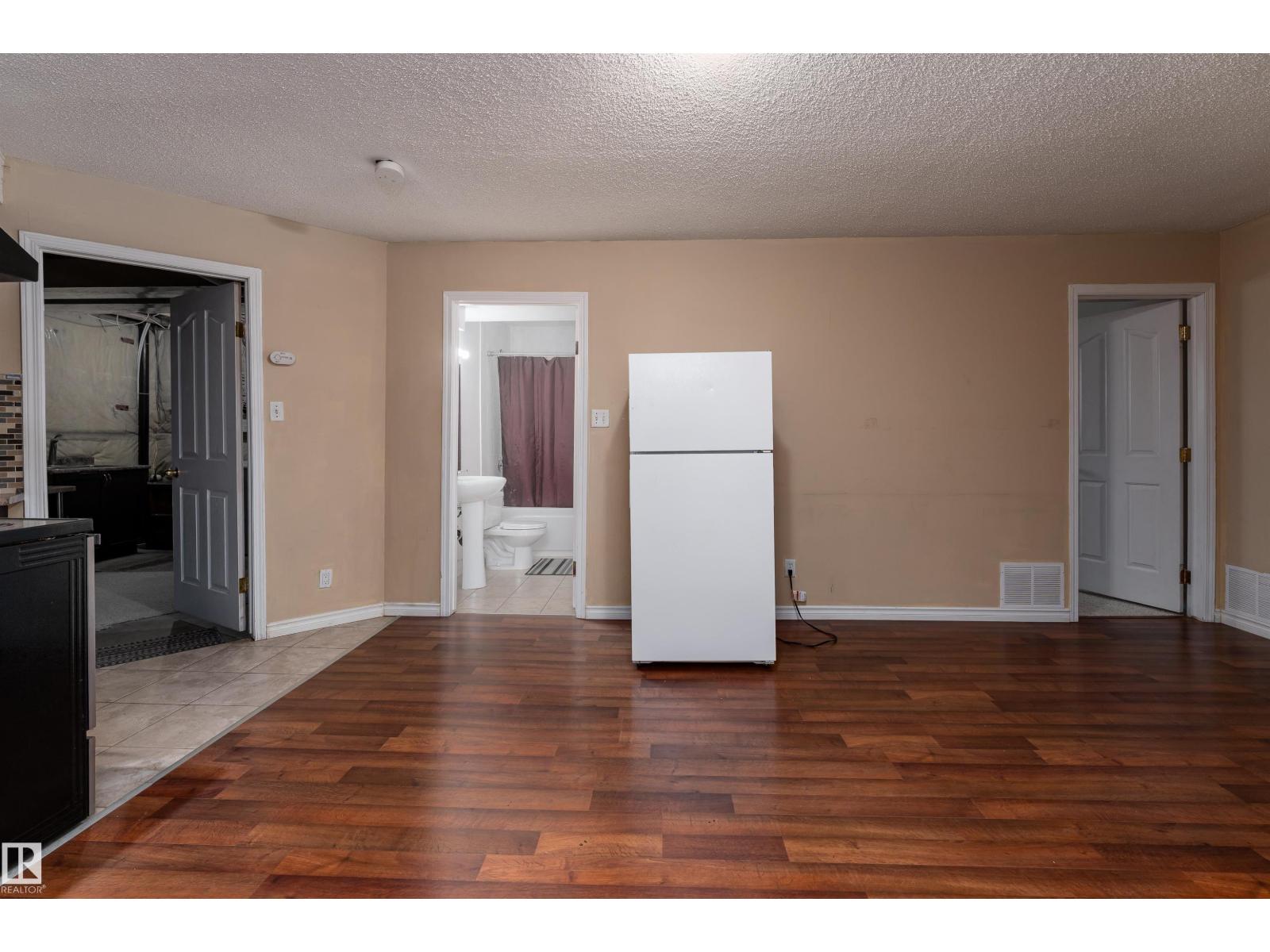 3769 23 St Nw, Edmonton, Alberta  T6T 1N8 - Photo 27 - E4470890