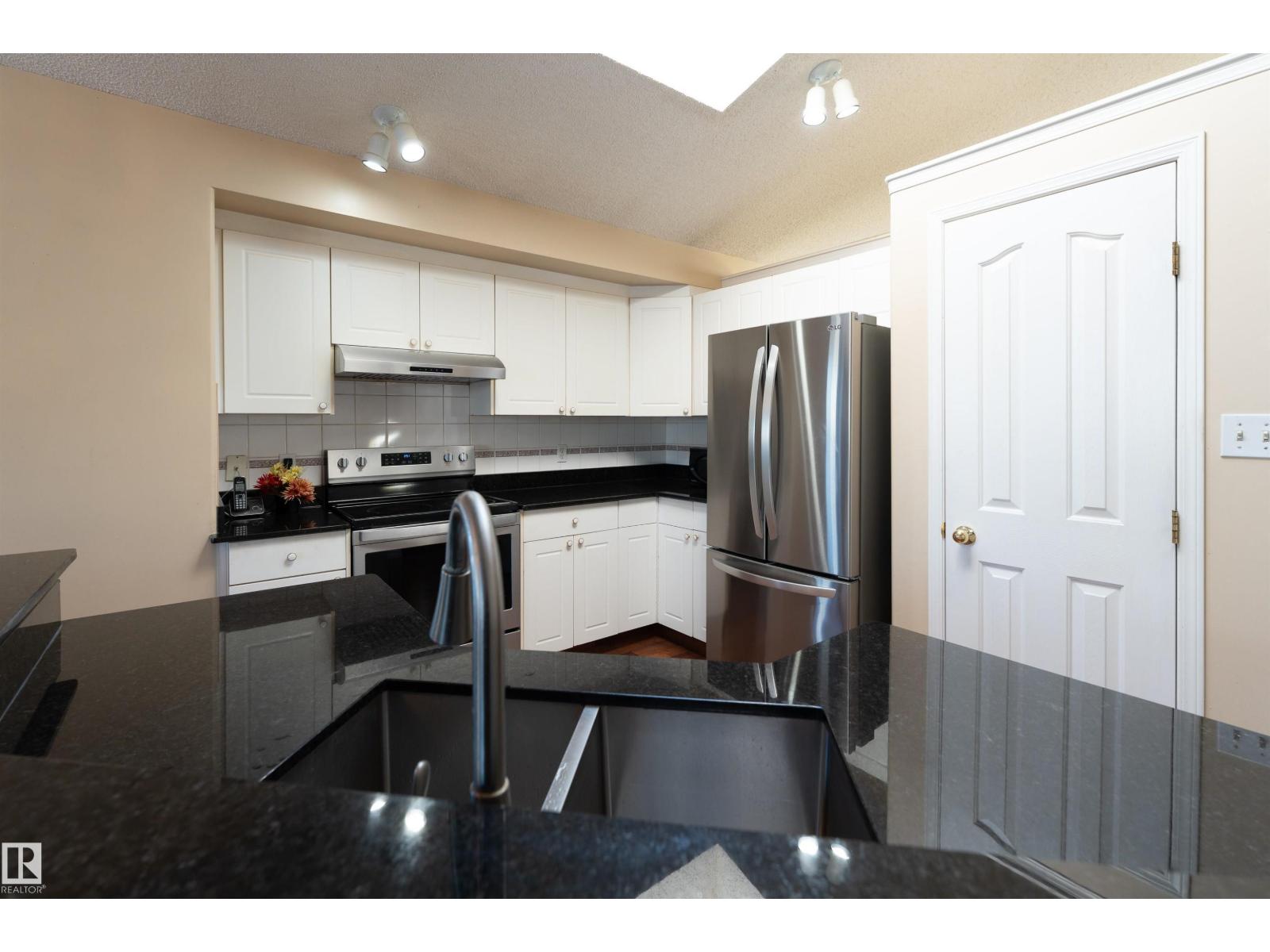 3769 23 St Nw, Edmonton, Alberta  T6T 1N8 - Photo 9 - E4470890