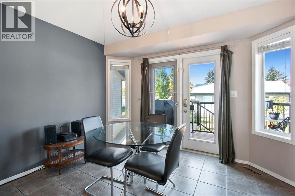 40 Douglas Close, Penhold, Alberta  T0M 1R0 - Photo 7 - A2280029