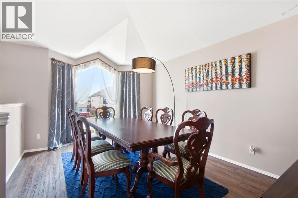 40 Douglas Close, Penhold, Alberta  T0M 1R0 - Photo 15 - A2280029