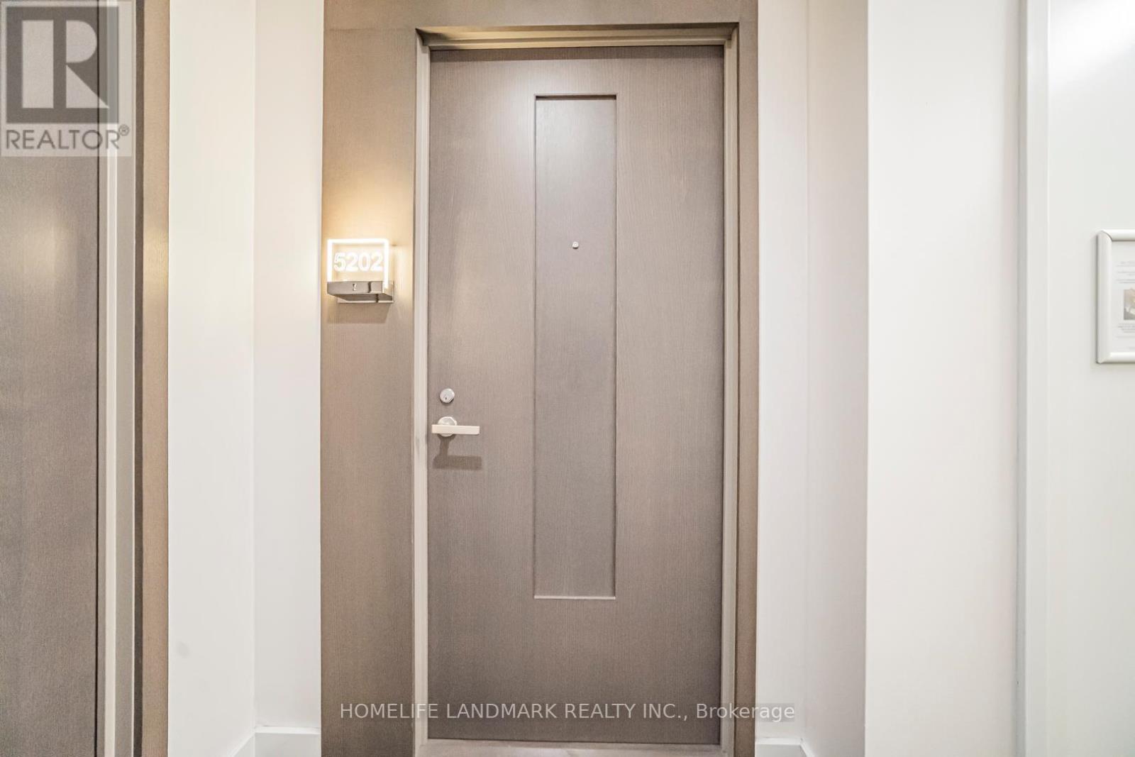 5202 - 45 Charles Street E, Toronto, Ontario  M4Y 0B8 - Photo 8 - C12547806