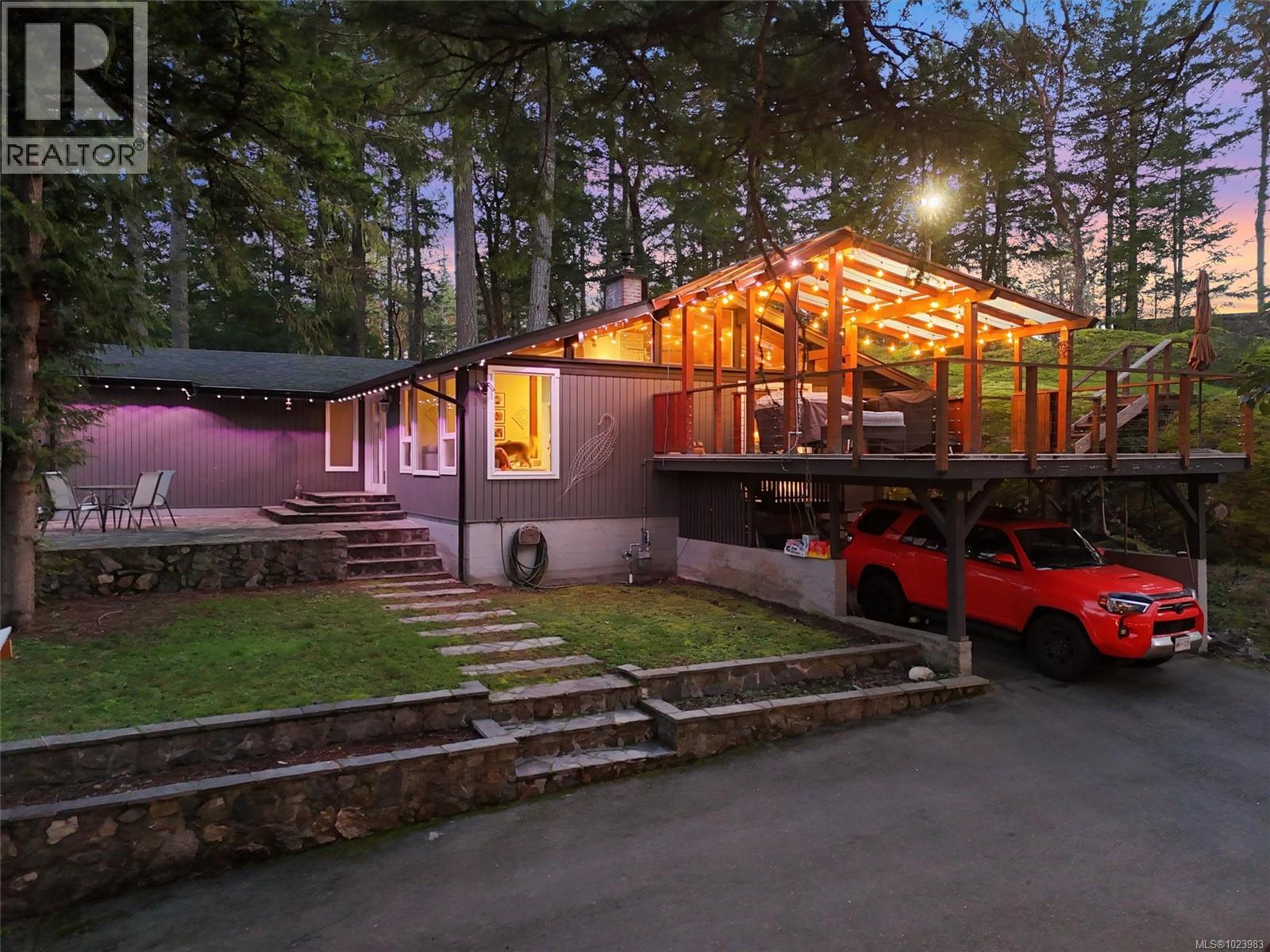 665 Latoria Rd, Colwood, British Columbia