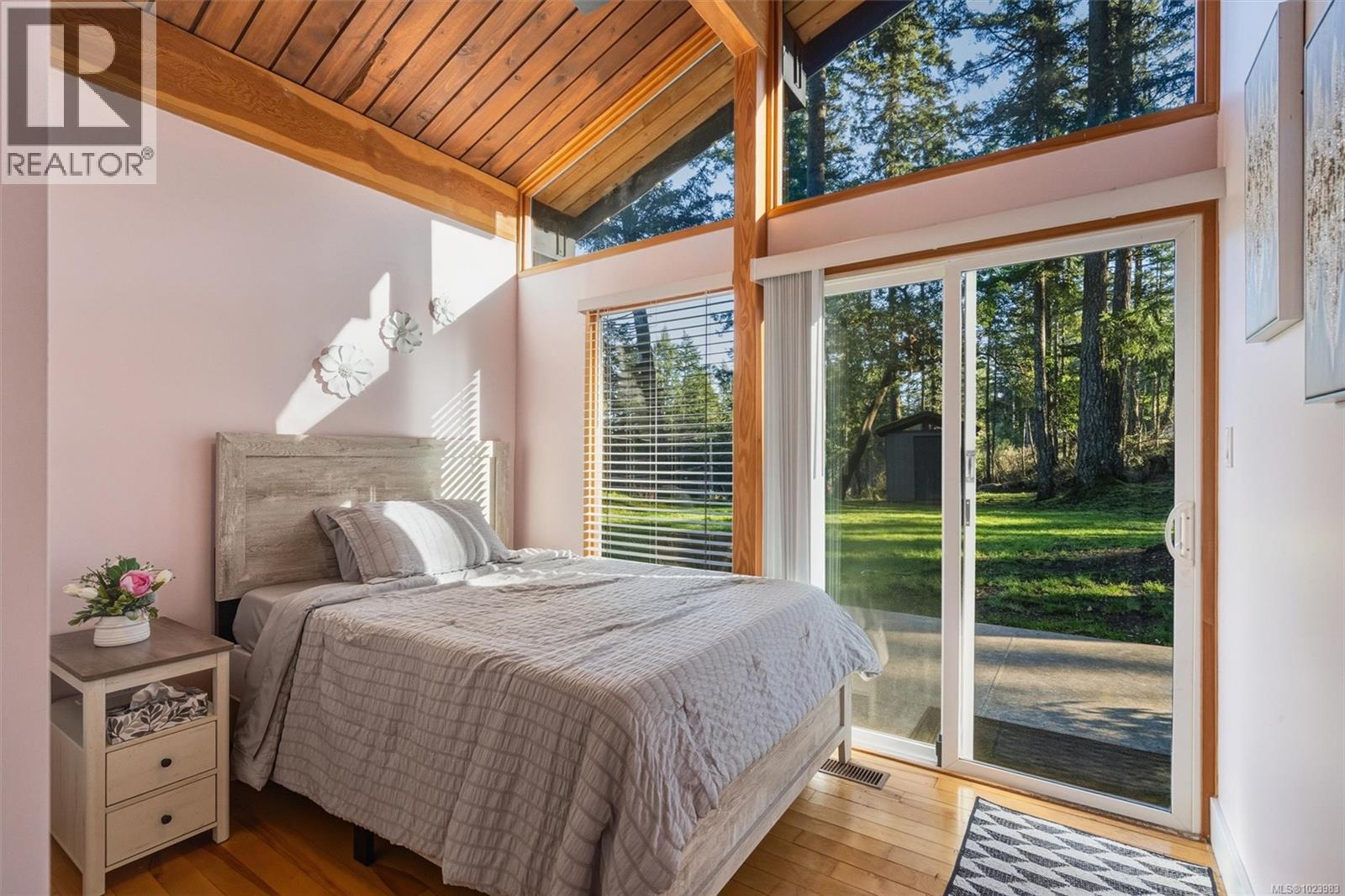 665 Latoria Rd, Colwood, British Columbia  V9C 3A3 - Photo 14 - 1023983