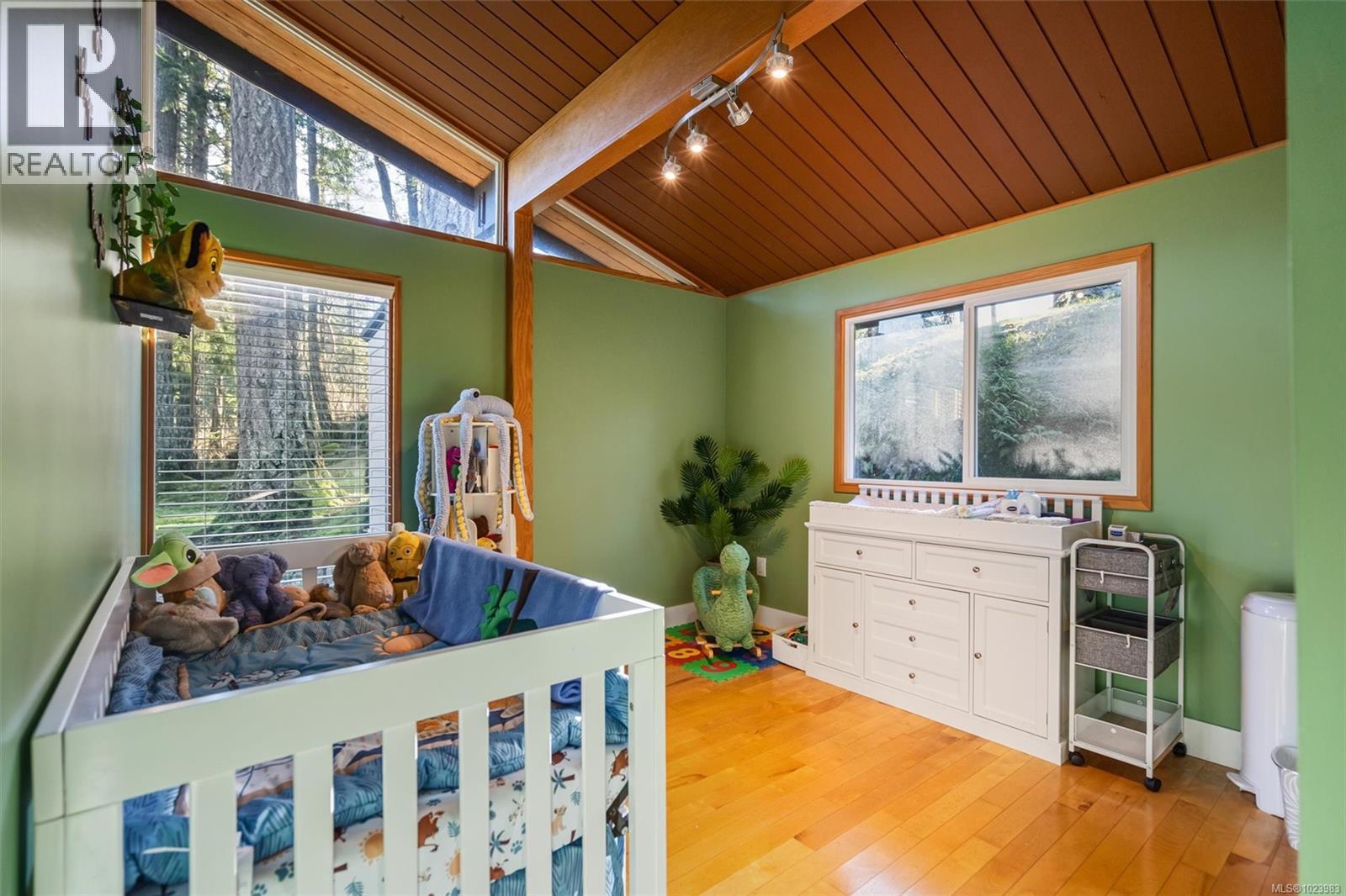 665 Latoria Rd, Colwood, British Columbia  V9C 3A3 - Photo 15 - 1023983