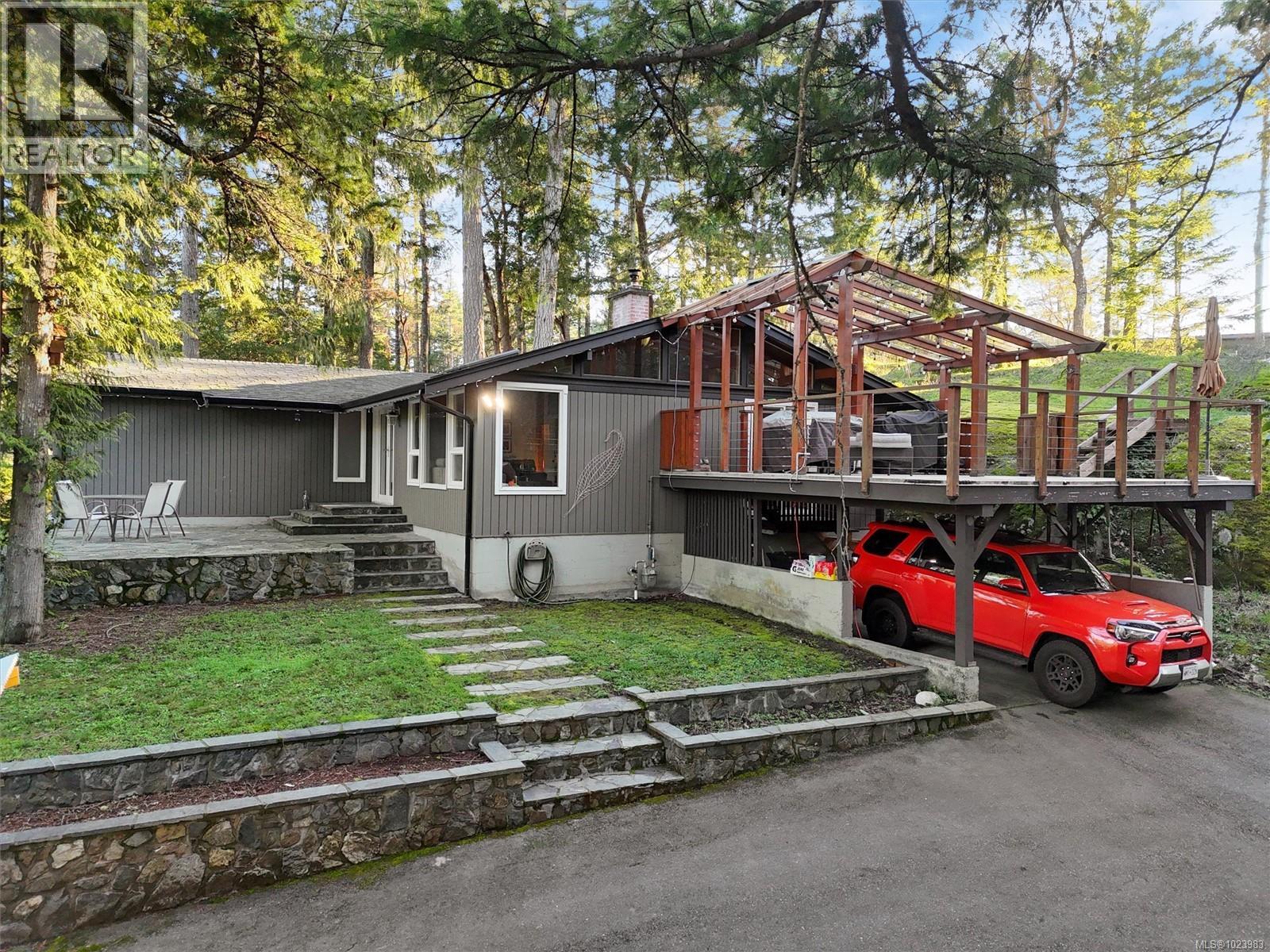 665 Latoria Rd, Colwood, British Columbia  V9C 3A3 - Photo 34 - 1023983