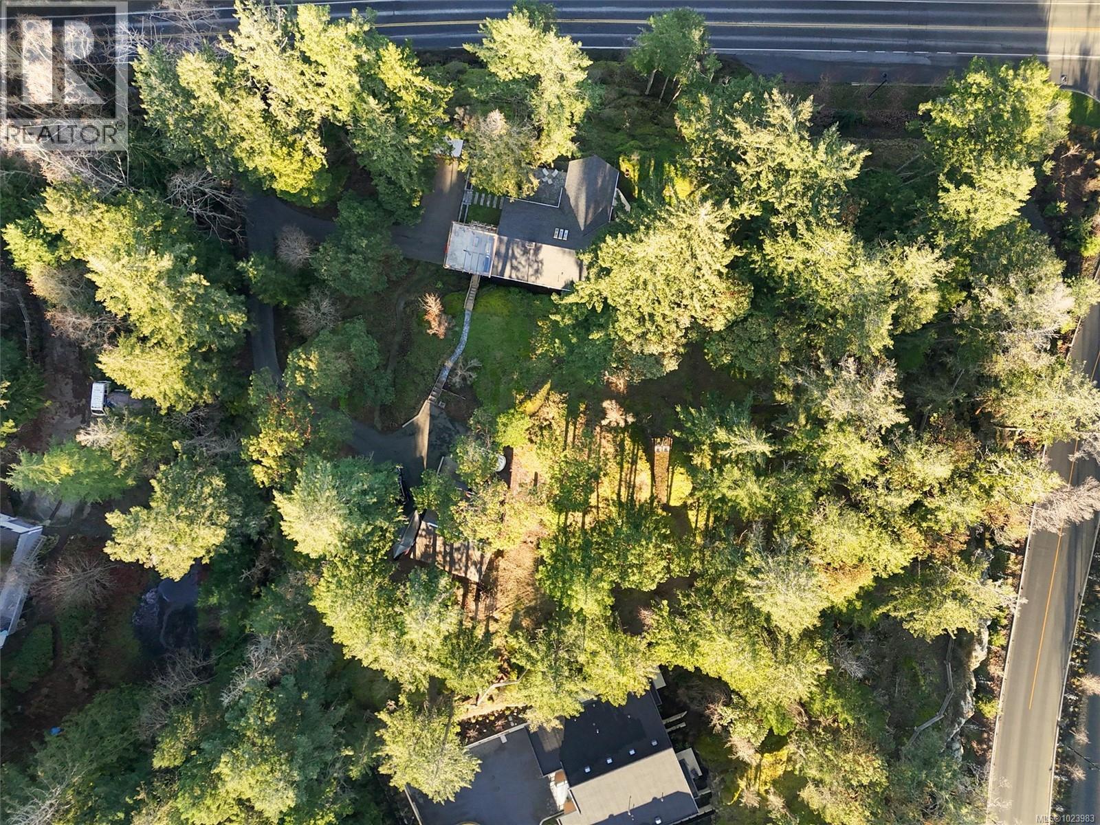 665 Latoria Rd, Colwood, British Columbia  V9C 3A3 - Photo 37 - 1023983