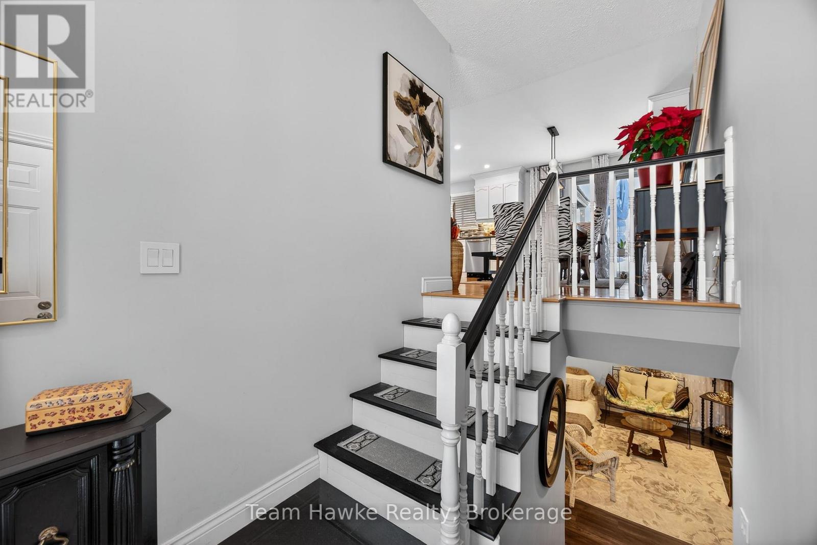 58 Byrnes Crescent, Penetanguishene, Ontario L9M 1V9 - Photo 4 - S12724892