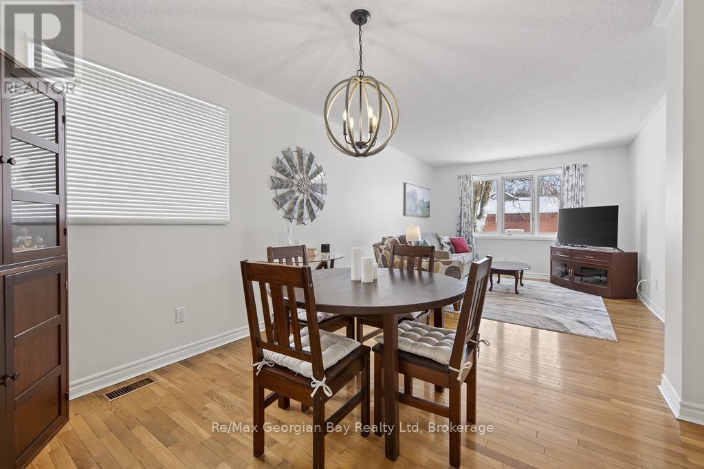 197 Mapledawn Drive, Midland, Ontario  L4R 5B9 - Photo 16 - S12724912