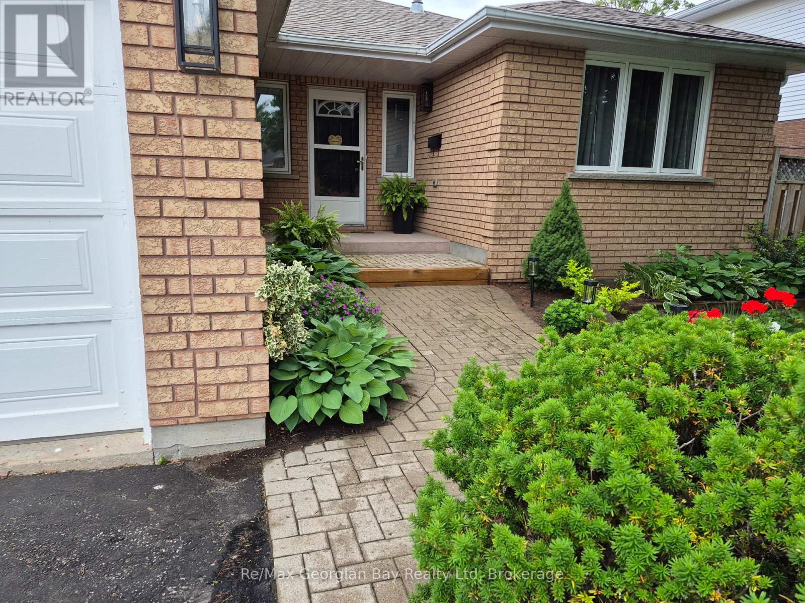 197 Mapledawn Drive, Midland, Ontario  L4R 5B9 - Photo 46 - S12724912