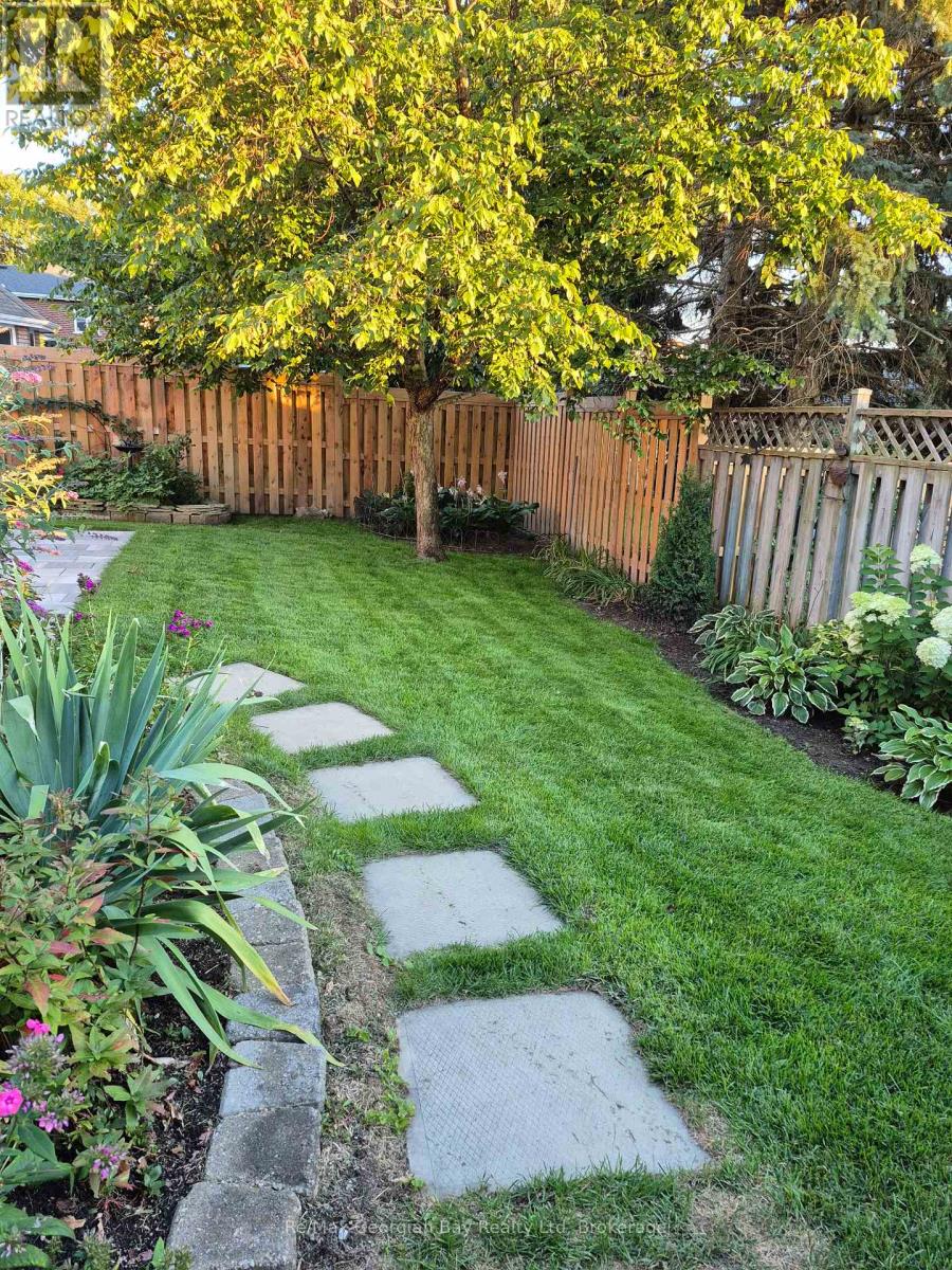 197 Mapledawn Drive, Midland, Ontario  L4R 5B9 - Photo 47 - S12724912