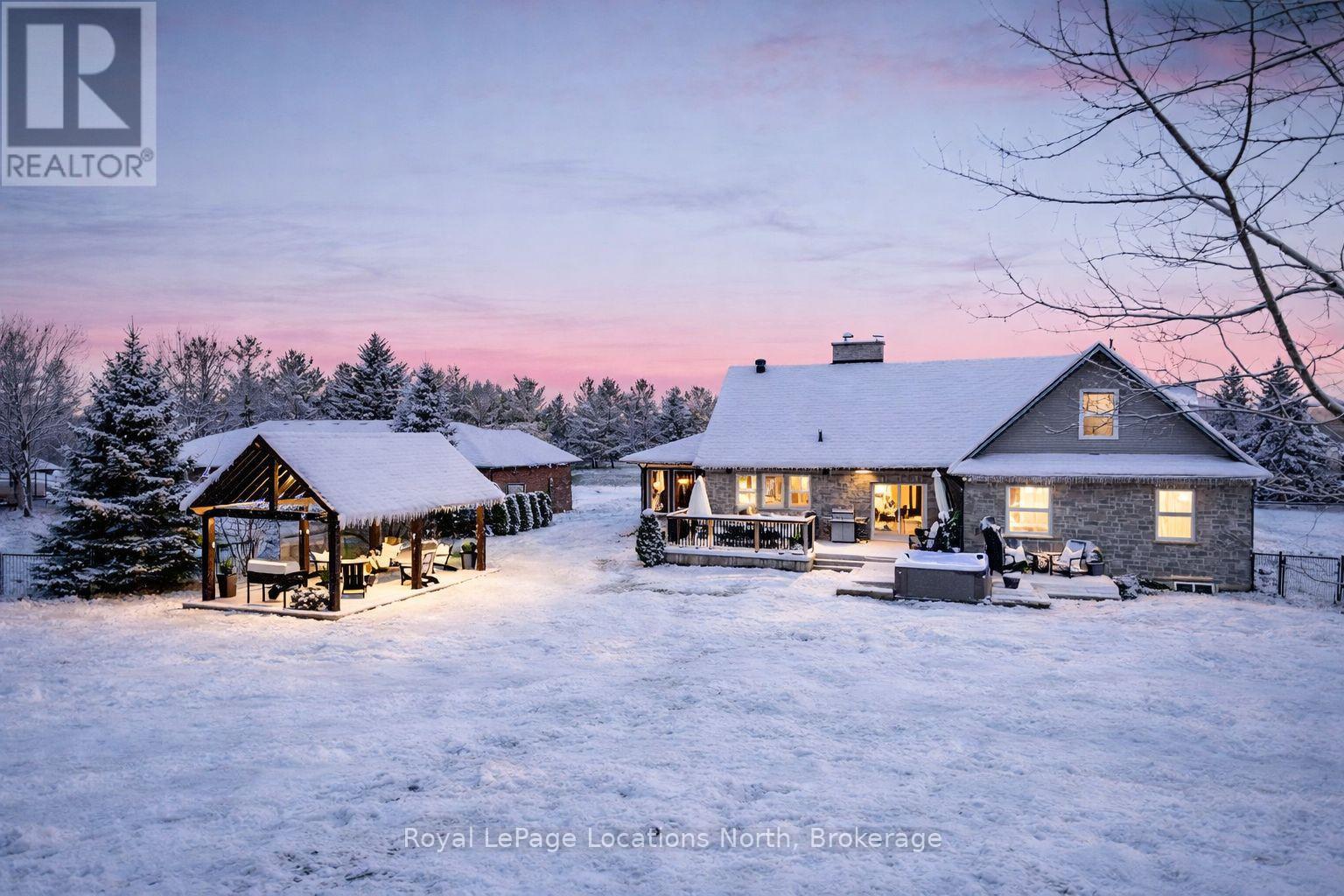 70 Wasaga Sands Drive, Wasaga Beach, Ontario  L9Z 1J4 - Photo 3 - S12724940