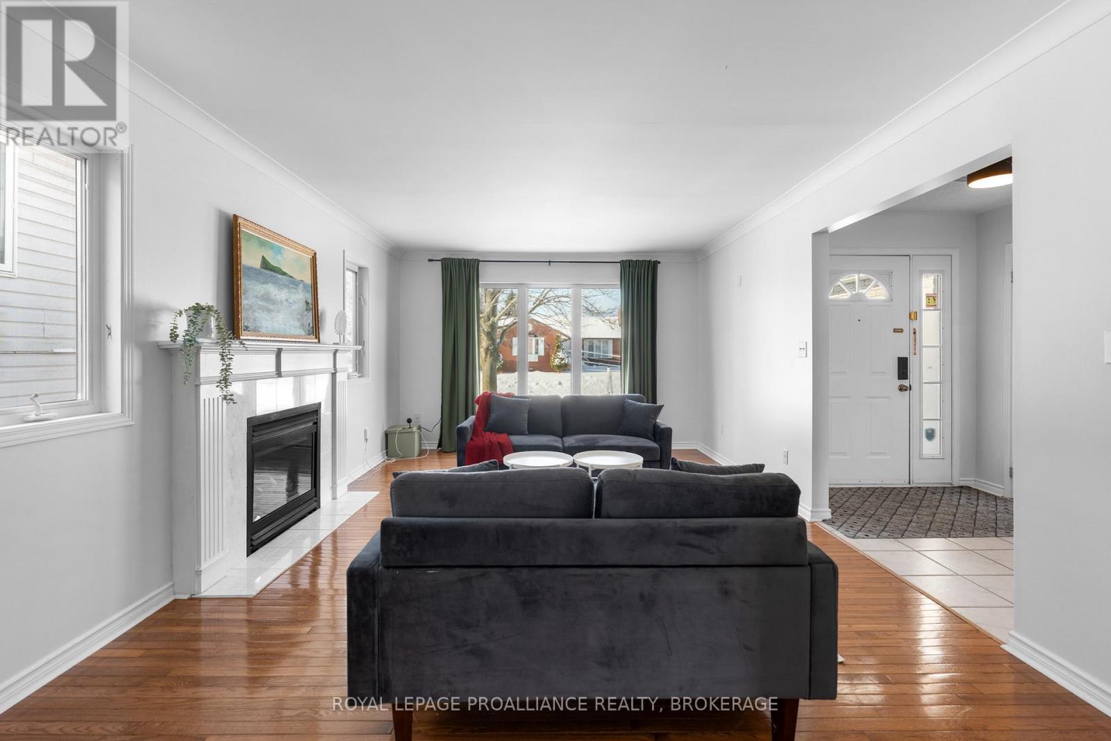 343 Sunrise Crescent, Kingston, Ontario  K7M 8A5 - Photo 8 - X12718106