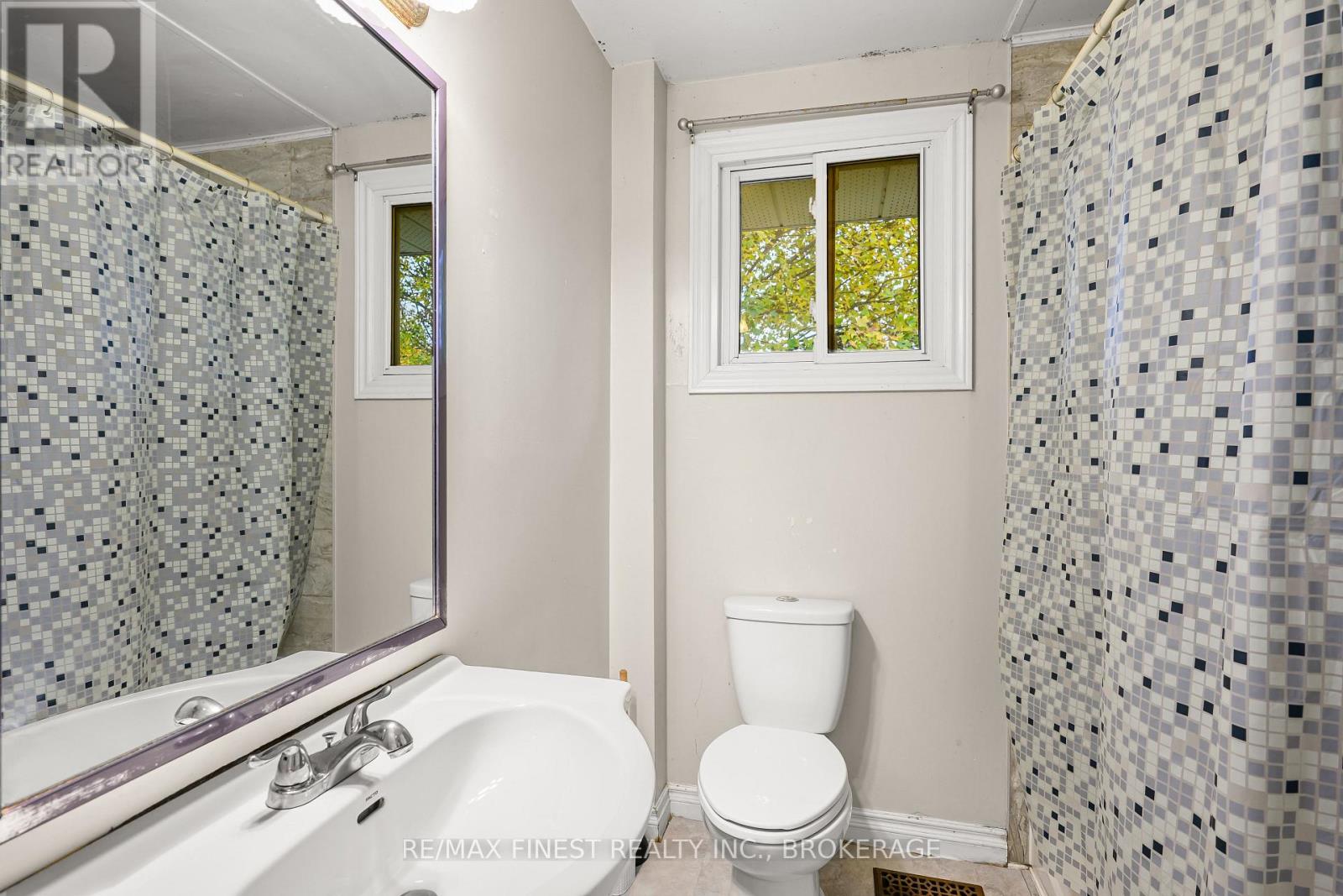 136 Calderwood Drive, Kingston, Ontario  K7M 6M3 - Photo 14 - X12723960