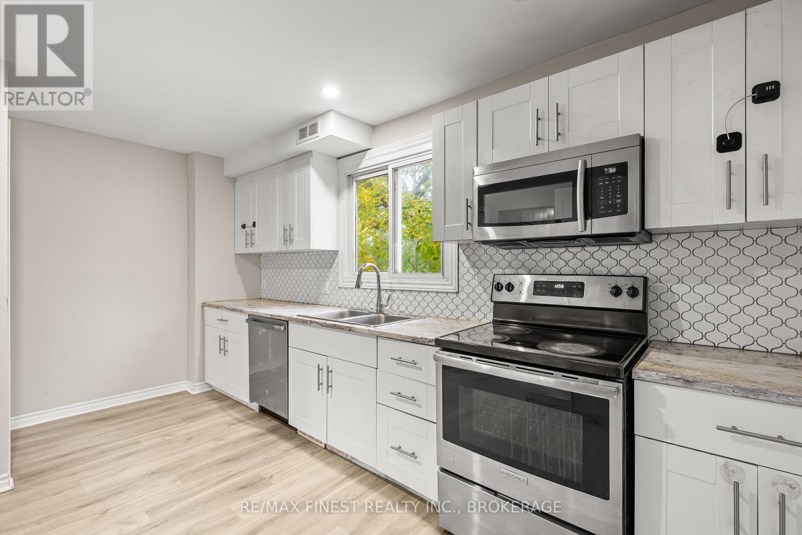 136 Calderwood Drive, Kingston, Ontario  K7M 6M3 - Photo 8 - X12723960