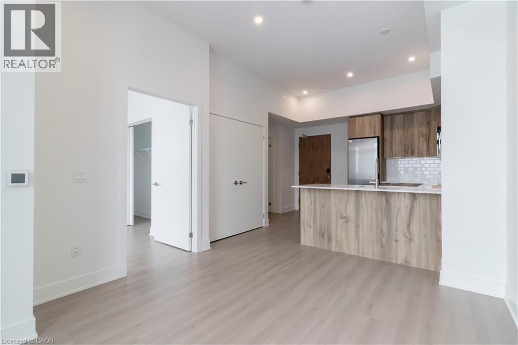 25 Wellington Street S Unit# 1011, Kitchener, Ontario  N2G 0G5 - Photo 3 - 40798747