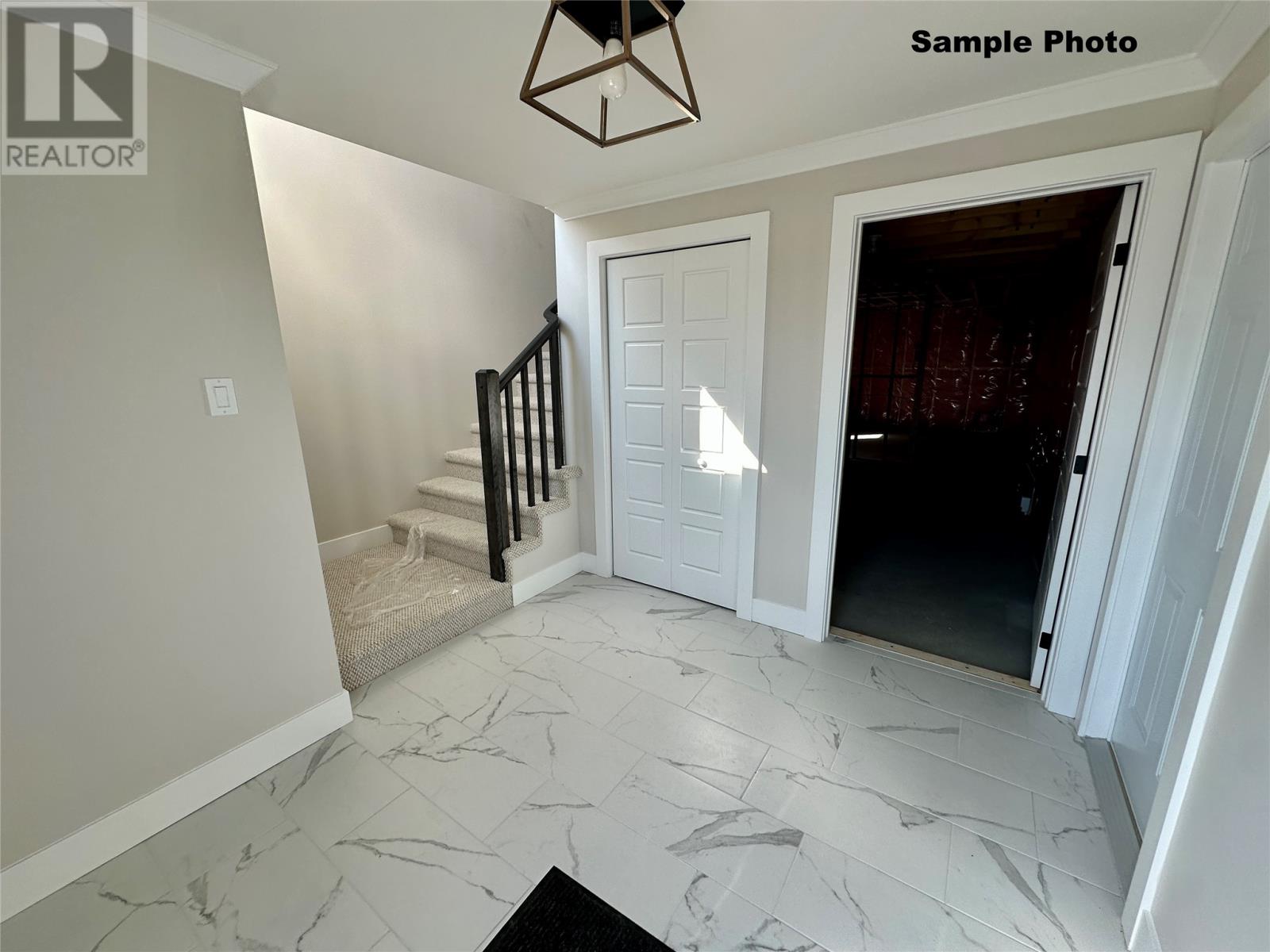 77 Stormont Street, Paradise, Newfoundland & Labrador  A1N 0B5 - Photo 2 - 1294044