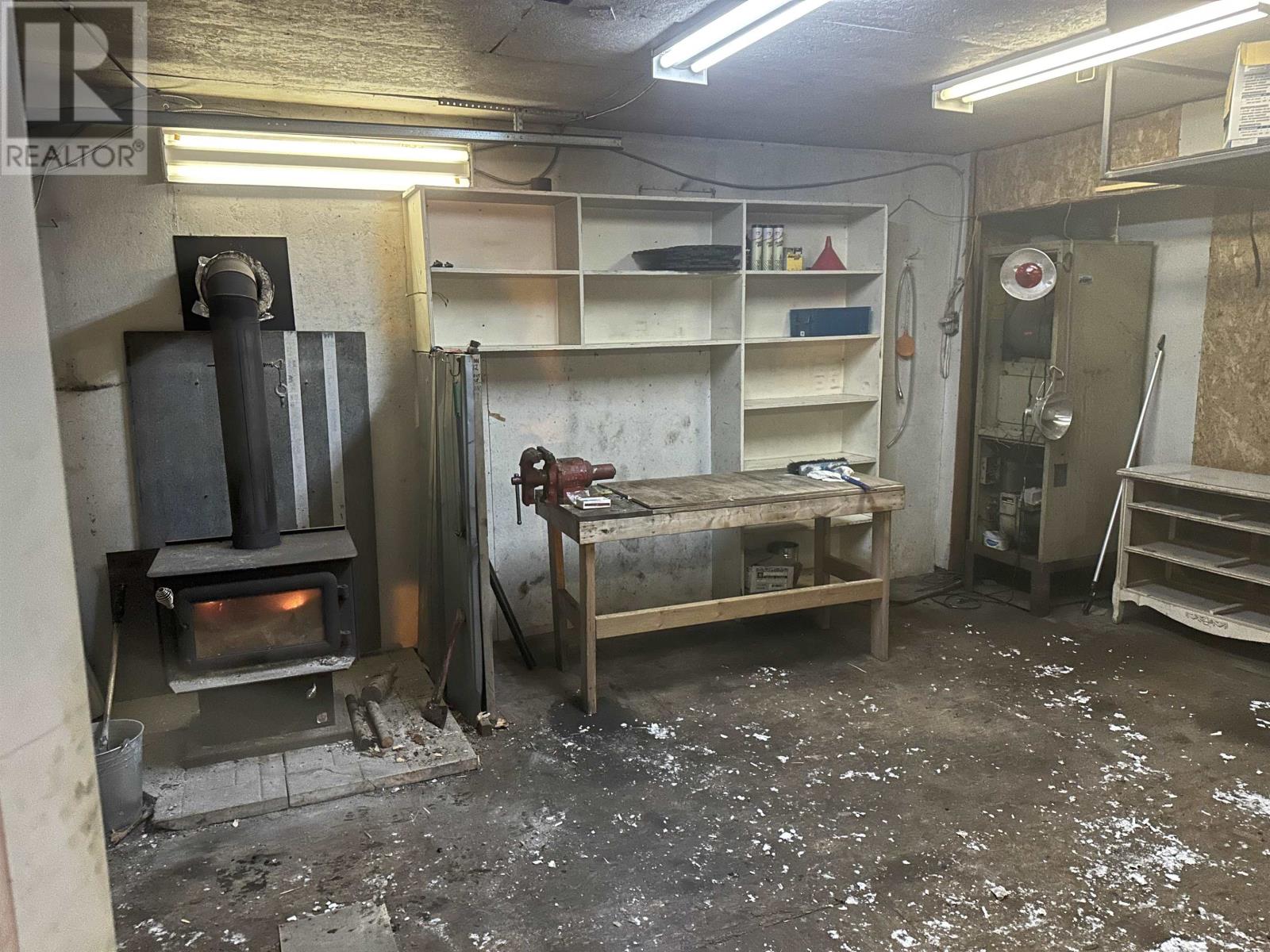 9 Shingwauk Dr, Manitouwadge, Ontario  P0T 2C0 - Photo 38 - TB253423