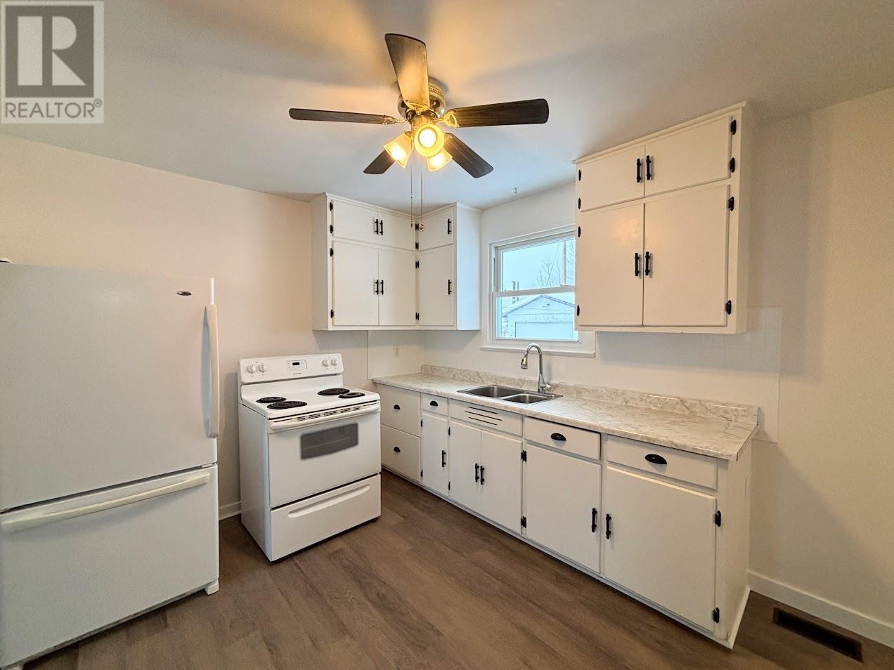 9 Shingwauk Dr, Manitouwadge, Ontario  P0T 2C0 - Photo 6 - TB253423