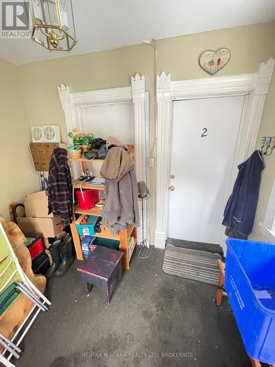 24 Queen Street, Halton Hills, Ontario  L7G 2E4 - Photo 5 - W12724888