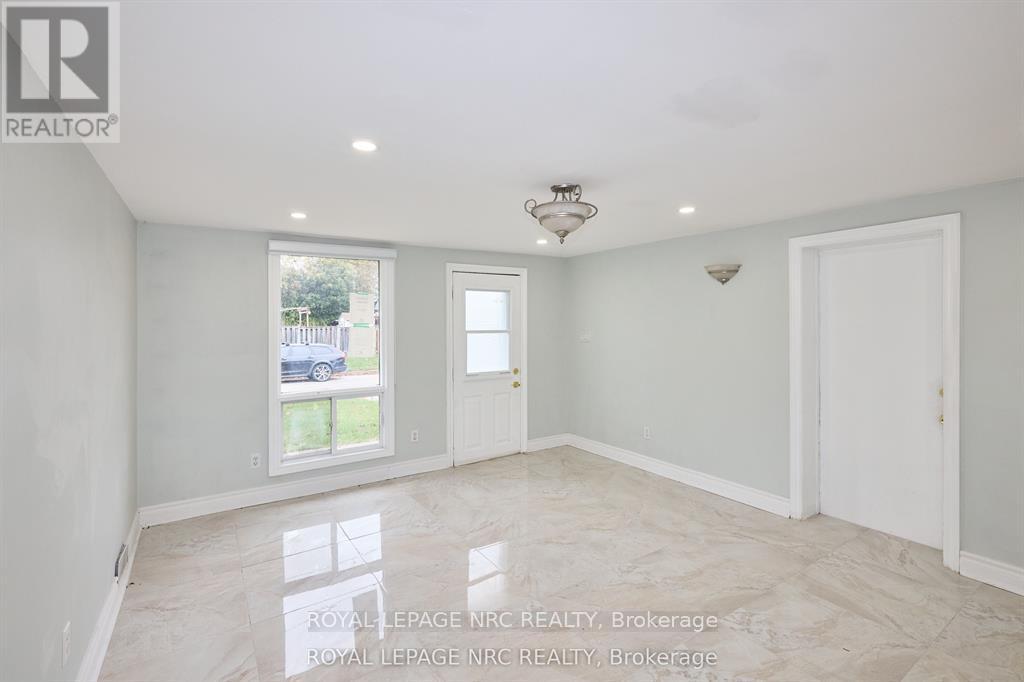 6673 Huggins Street, Niagara Falls, Ontario  L2J 1H5 - Photo 16 - X12724878