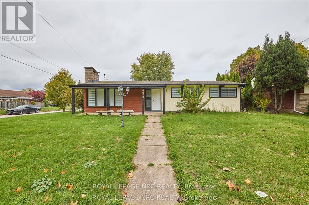 6673 Huggins Street, Niagara Falls, Ontario  L2J 1H5 - Photo 2 - X12724878