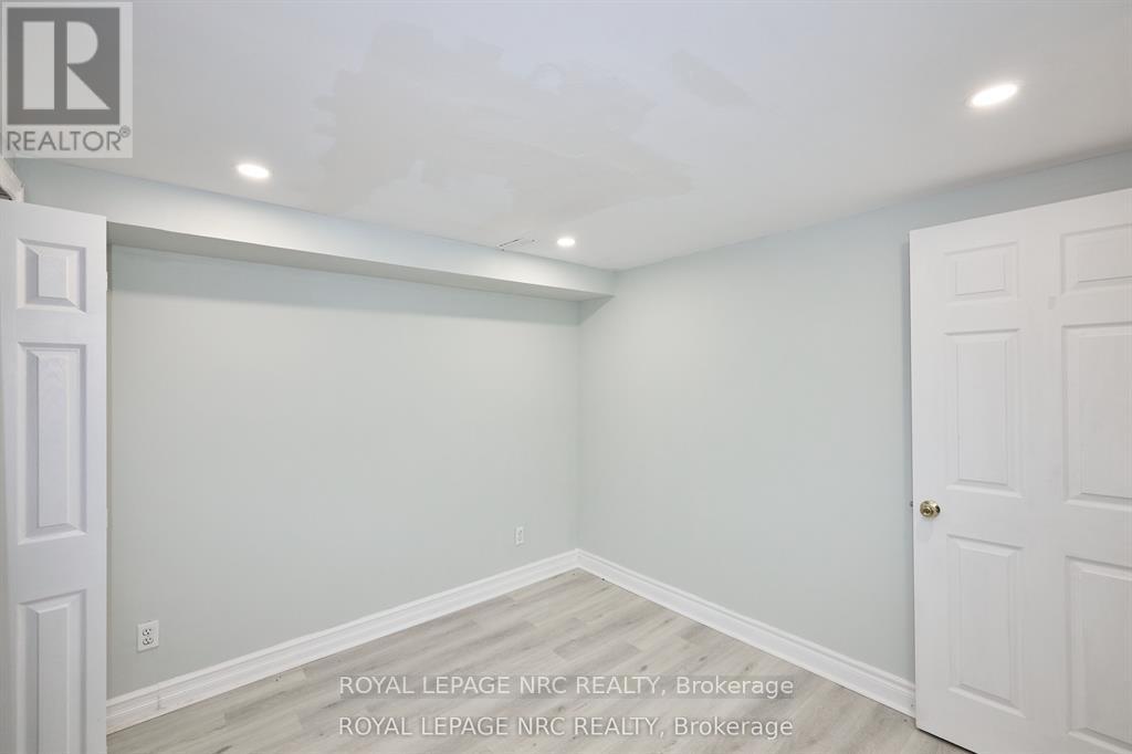 6673 Huggins Street, Niagara Falls, Ontario  L2J 1H5 - Photo 46 - X12724878