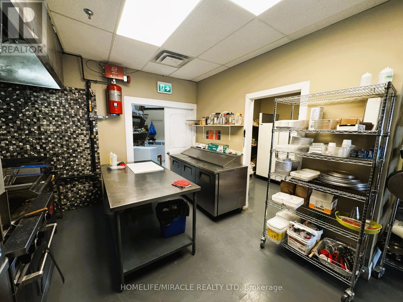 8 Thompson Crescent, Erin, Ontario  N8B 1T0 - Photo 15 - X12723672