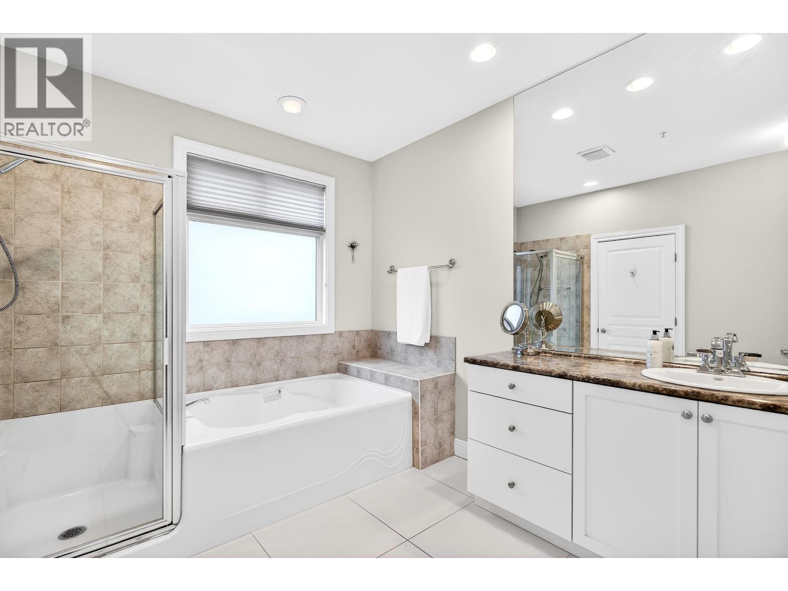 154 19639 Meadow Gardens Way, Pitt Meadows, British Columbia  V3Y 2T5 - Photo 20 - R3082556