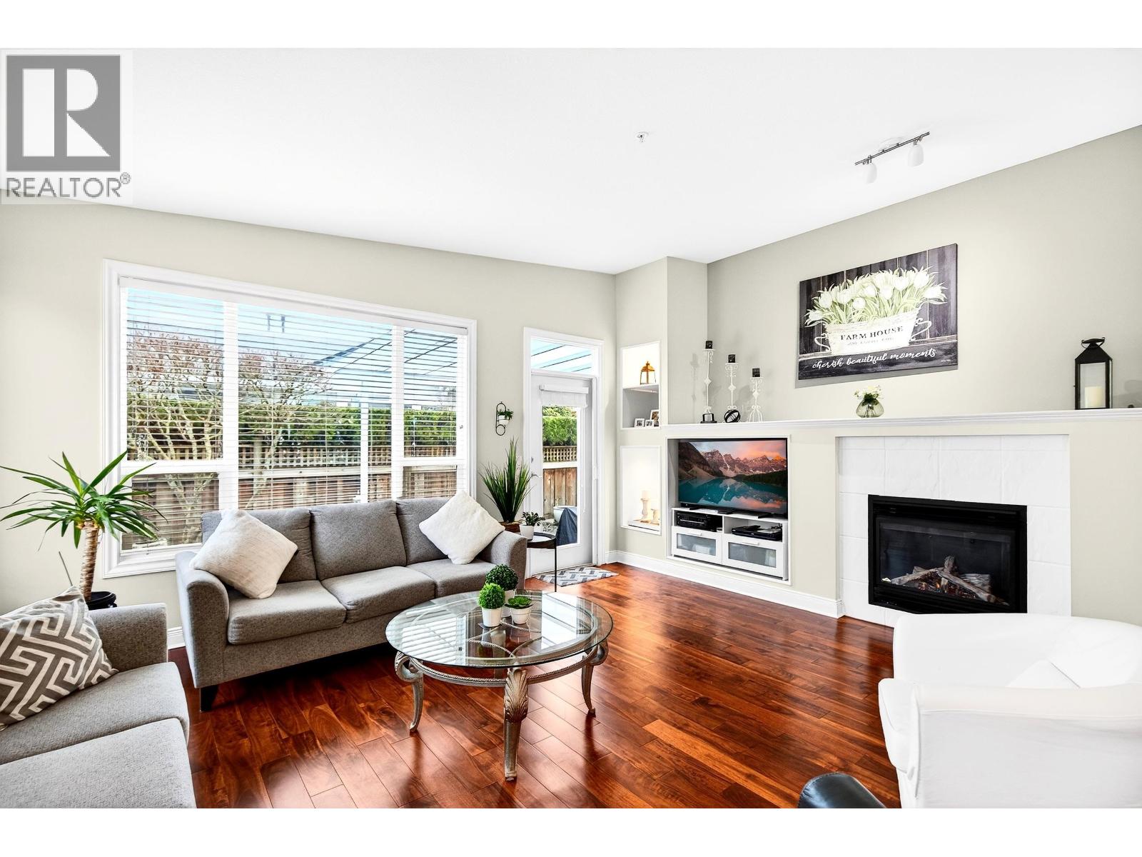 154 19639 Meadow Gardens Way, Pitt Meadows, British Columbia  V3Y 2T5 - Photo 4 - R3082556