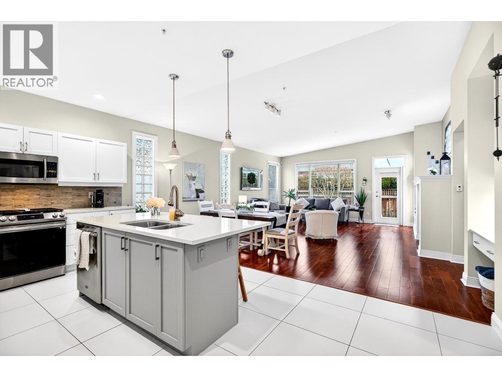 154 19639 Meadow Gardens Way, Pitt Meadows, British Columbia  V3Y 2T5 - Photo 9 - R3082556