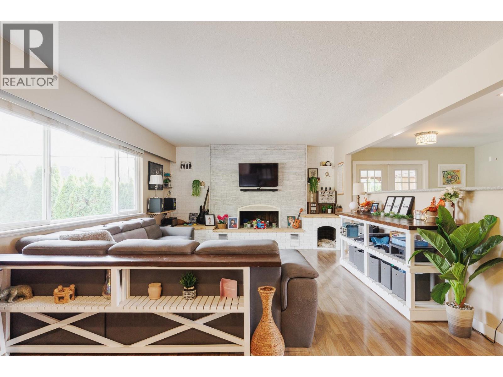 12045 261 Street, Maple Ridge, British Columbia  V2W 2A5 - Photo 3 - R3082561