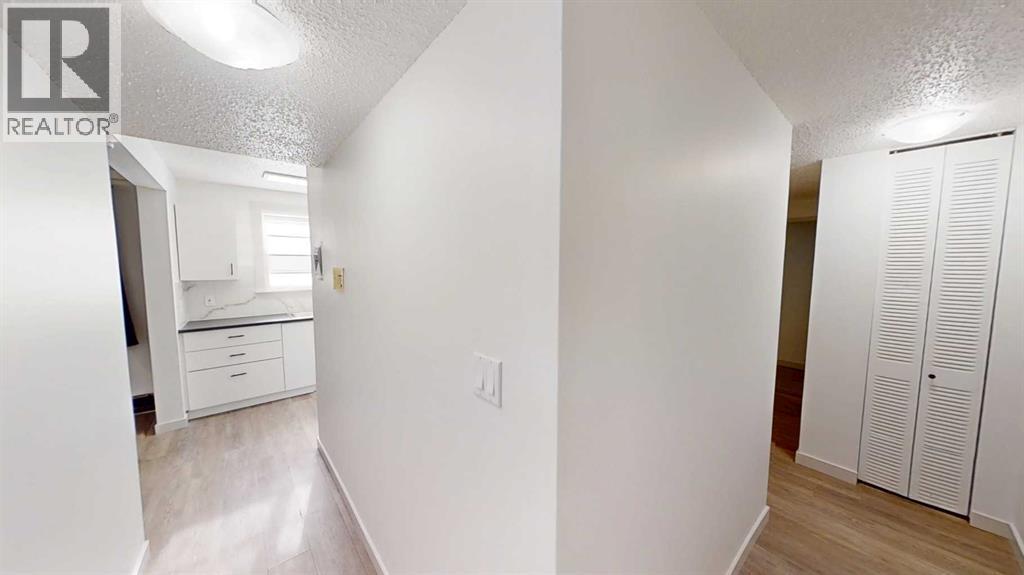 101, 9515 100 Avenue, Grande Prairie, Alberta  T8V 0S8 - Photo 2 - A2280308