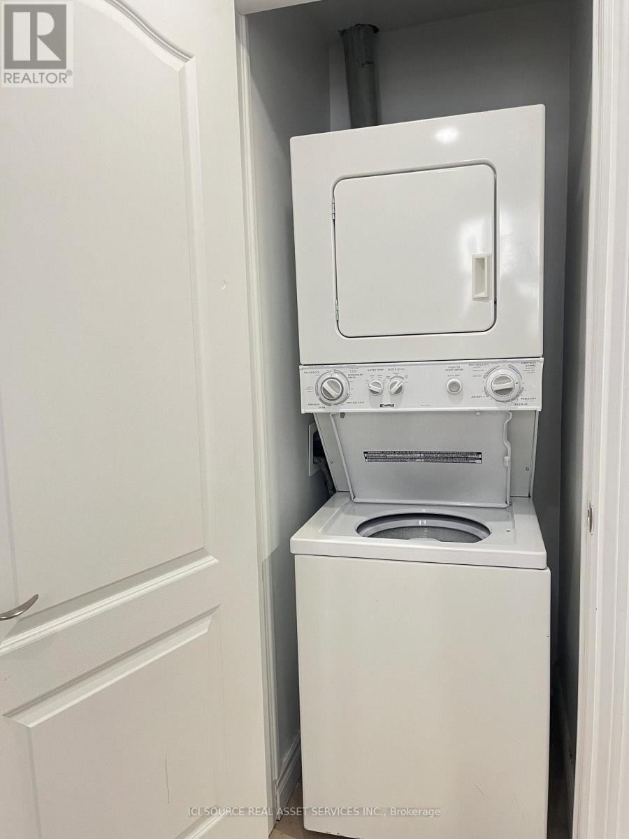 2 - 127 Borden Street, Toronto, Ontario  M5S 2N2 - Photo 7 - C12724918