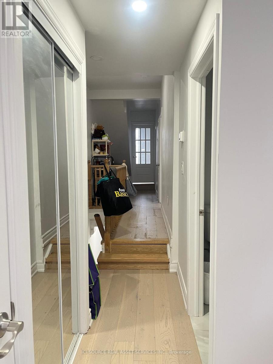 2 - 127 Borden Street, Toronto, Ontario  M5S 2N2 - Photo 8 - C12724918