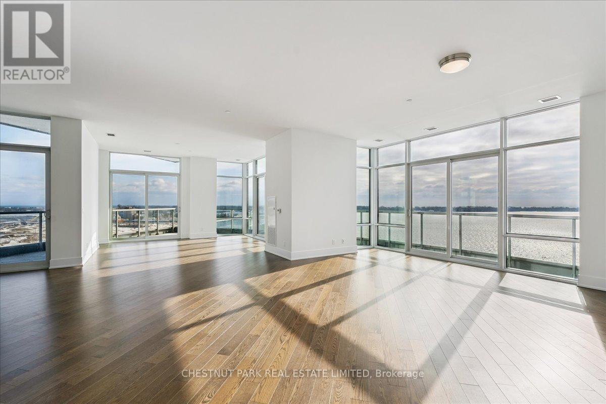 Sph16 - 1 Edgewater Drive, Toronto, Ontario  M5A 0L1 - Photo 2 - C12724926