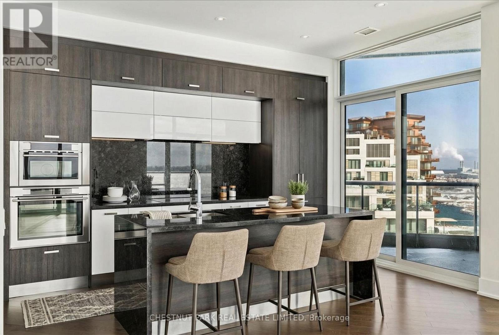 Sph16 - 1 Edgewater Drive, Toronto, Ontario  M5A 0L1 - Photo 4 - C12724926