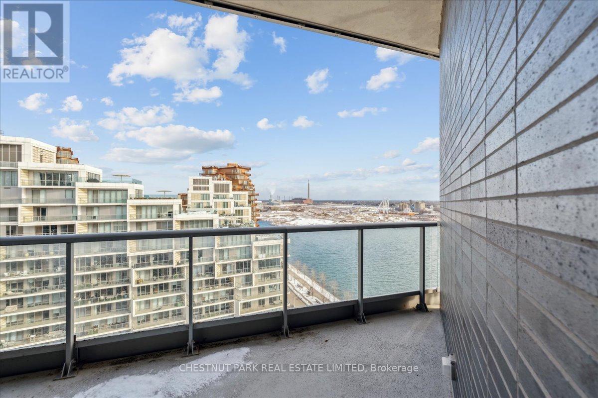 Sph16 - 1 Edgewater Drive, Toronto, Ontario  M5A 0L1 - Photo 6 - C12724926