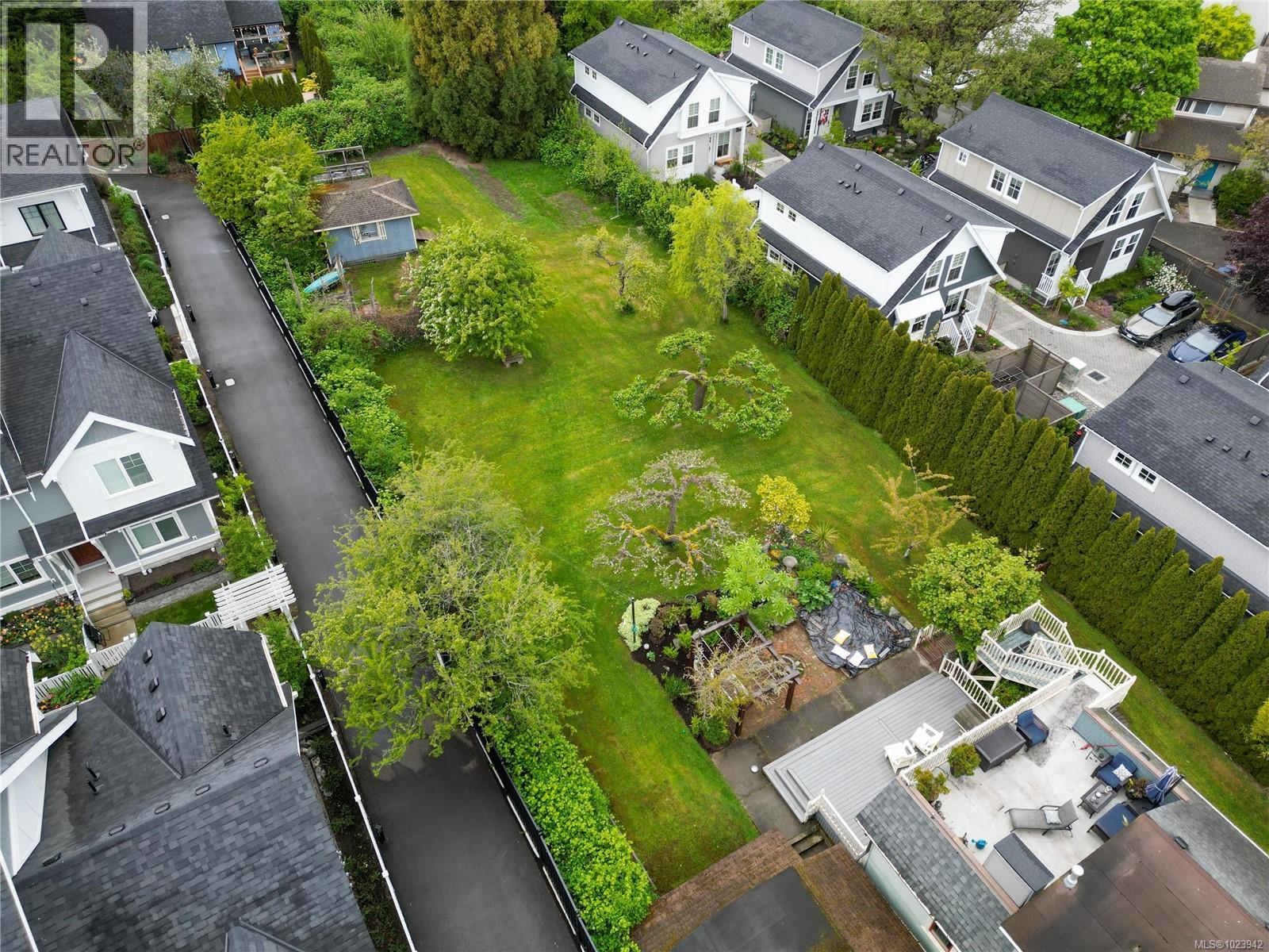 3106 Washington Ave, Victoria, British Columbia  V9A 1P6 - Photo 6 - 1023942