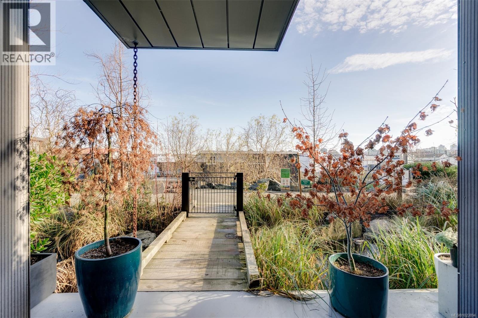 G112 369 Tyee Rd, Victoria, British Columbia  V9A 0B6 - Photo 16 - 1023894