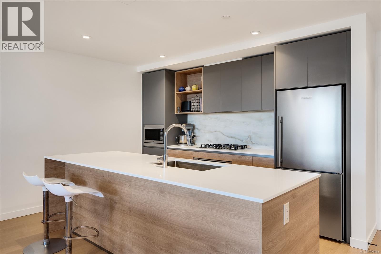 G112 369 Tyee Rd, Victoria, British Columbia  V9A 0B6 - Photo 21 - 1023894