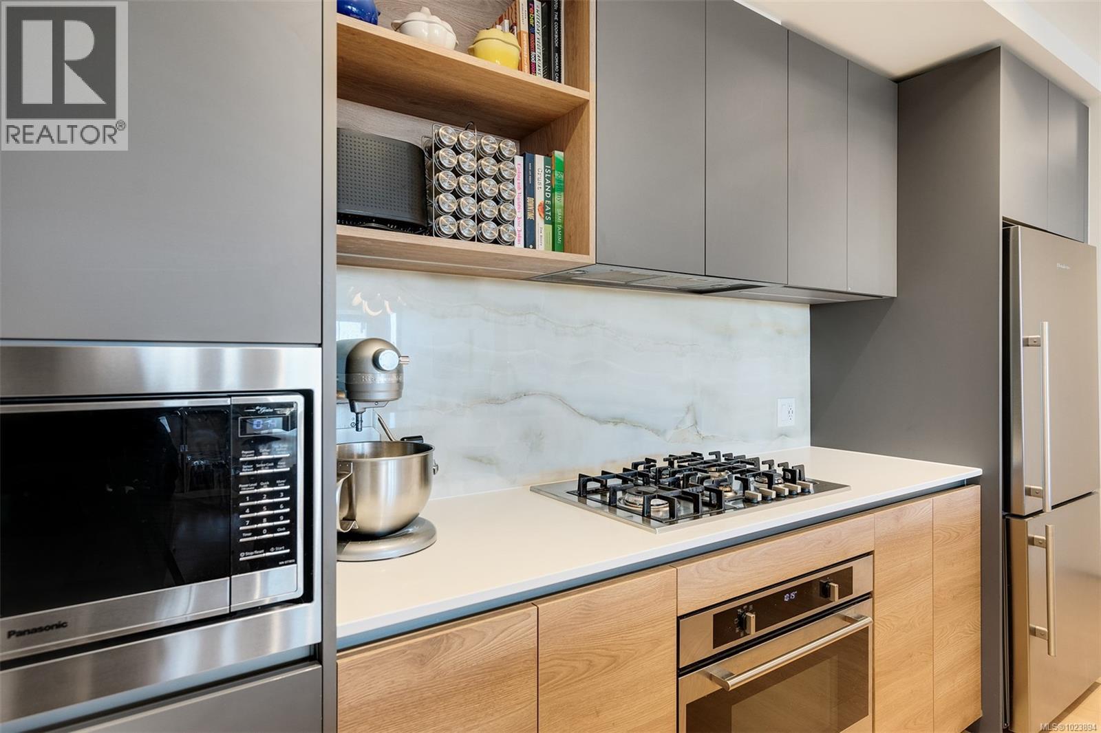 G112 369 Tyee Rd, Victoria, British Columbia  V9A 0B6 - Photo 27 - 1023894