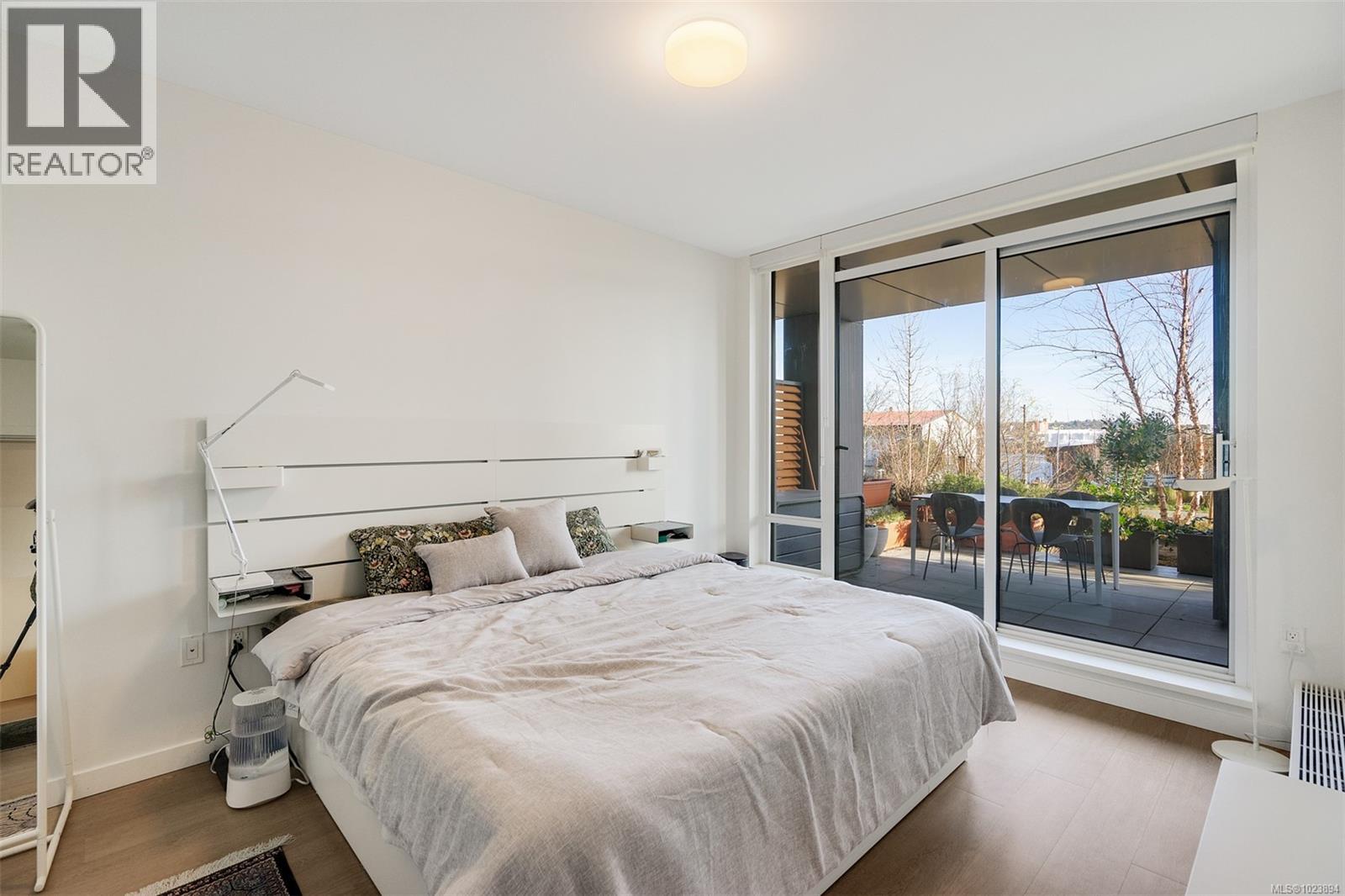 G112 369 Tyee Rd, Victoria, British Columbia  V9A 0B6 - Photo 31 - 1023894