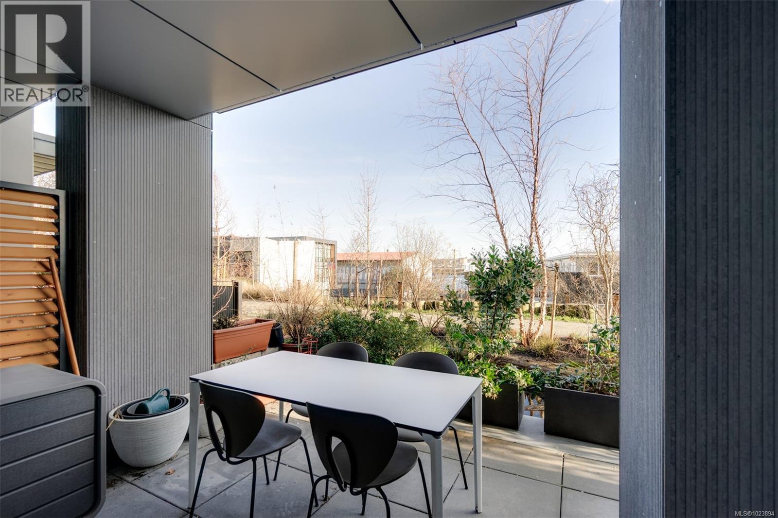 G112 369 Tyee Rd, Victoria, British Columbia  V9A 0B6 - Photo 33 - 1023894