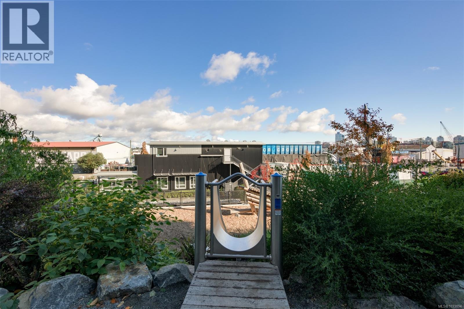 G112 369 Tyee Rd, Victoria, British Columbia  V9A 0B6 - Photo 46 - 1023894