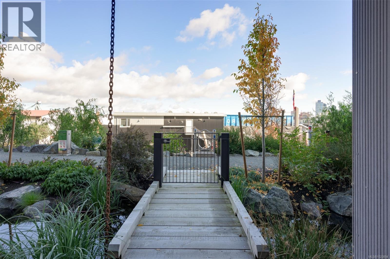 G112 369 Tyee Rd, Victoria, British Columbia  V9A 0B6 - Photo 47 - 1023894