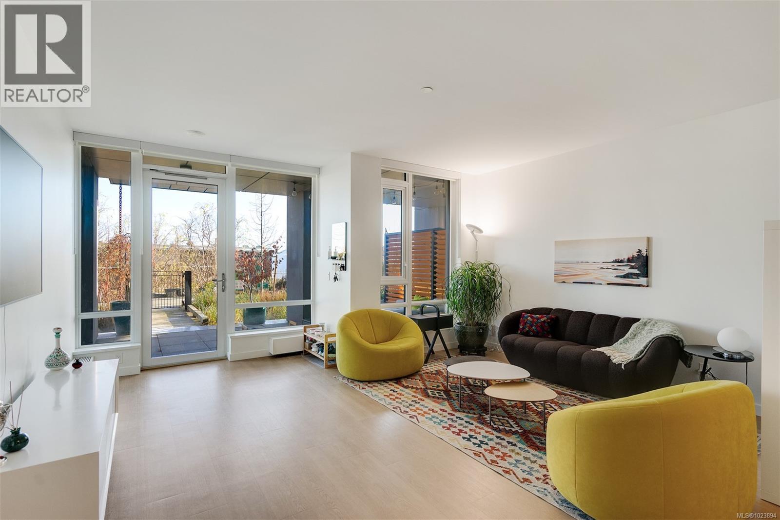 G112 369 Tyee Rd, Victoria, British Columbia  V9A 0B6 - Photo 6 - 1023894